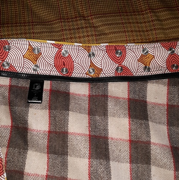 🌺REVERSIBLE TWEED Skirt - Picture 8 of 8